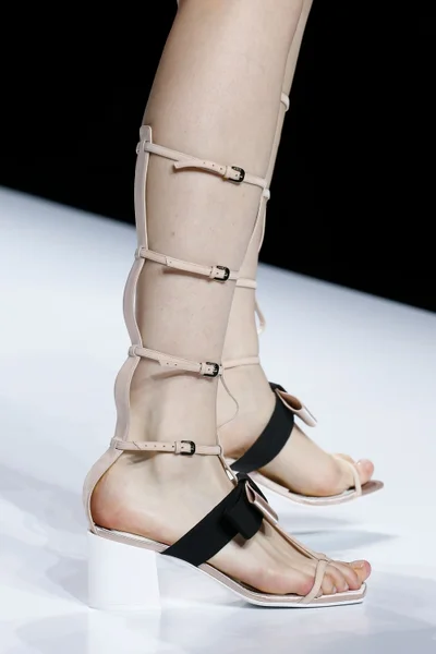 Look 38